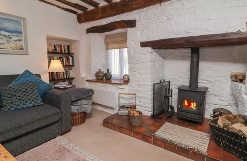 Barnstaple House | Magnolia View