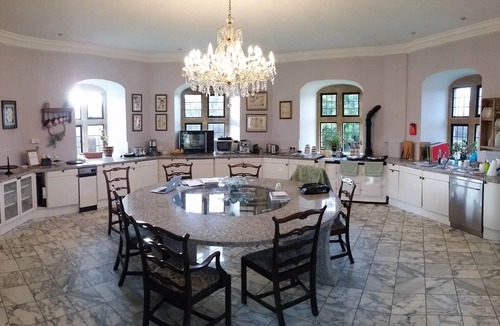 Walton-in-Gordano Apartment | Majestic 17th-century castle in stunning Somerset countryside. Pet friendly.