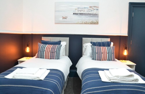 Ashton-under-Lyne House | Manchester Ashton Suites