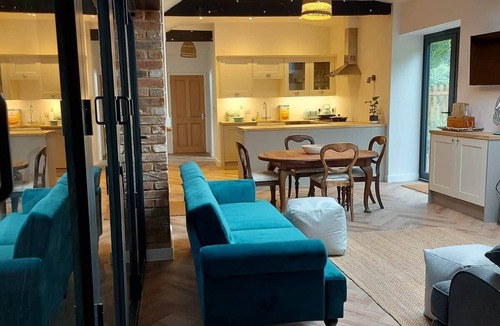 Eleighwater House | Manor Farm Barn - Spacious and Stylish Conversion