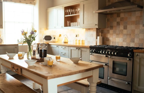 Ryther Cottage | Manor House