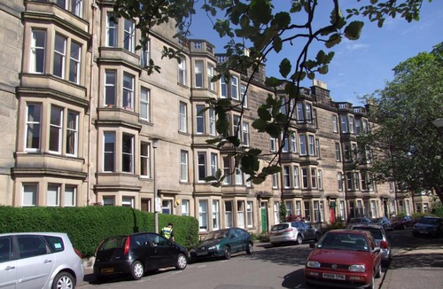 Merchiston Apartment | Mardale Crescent - 380