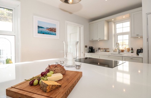 Salcombe Cottage | MARROY, pet friendly, country holiday cottage in Salcombe