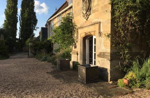 Marston Bed & Breakfast | Marston Hall