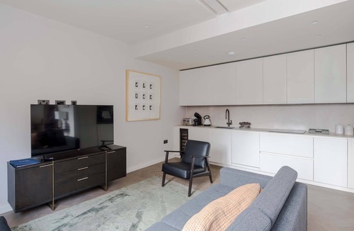 Bryanston and Dorset Square House | Marylebone Mews House · Regent's Park · Sleeps 6