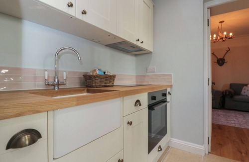 Chippenham Cottage | Maud Heath's Snug