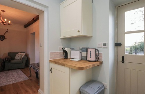 Chippenham Cottage | Maud Heath's Snug