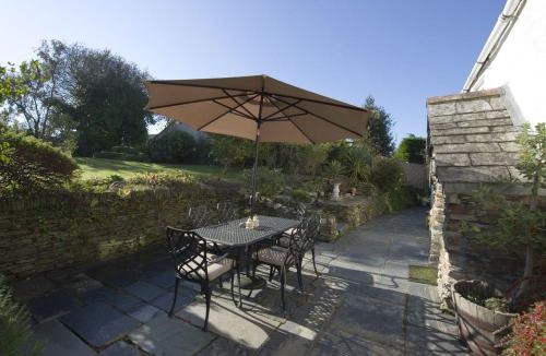 St Issey House | Mays Cottage