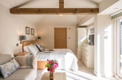 Brampton House | Meadow View, Brampton