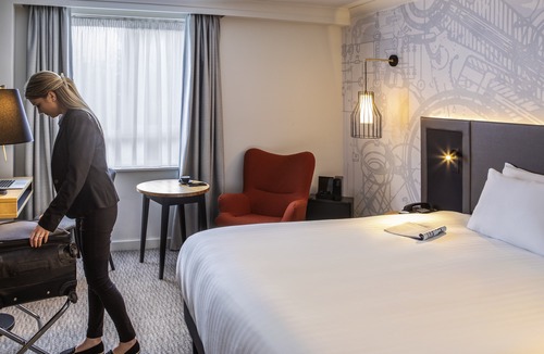 West Bromwich Hotel | Mercure Birmingham West Hotel