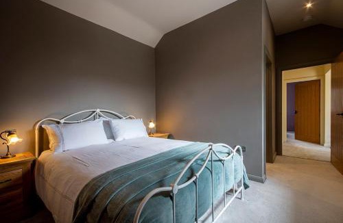 Mabe House | Middle Barn at Cusgarne Manor, adults only