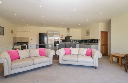 Corton House | Milton Manor, Milton On Stour