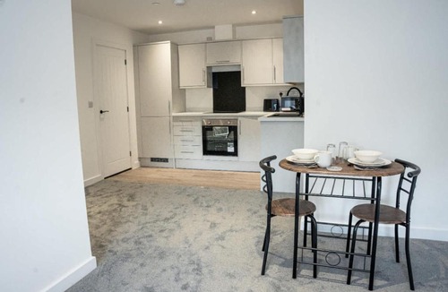 Hull Apartment | Modern 1BR Flat with Sofa Bed in Hull City Centre