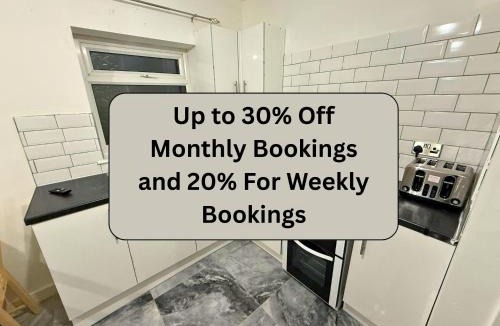 Ashton-under-Lyne Apartment | Modern 2-BDR APT in Ashton-under-Lyne By Kammili Properties Short Lets