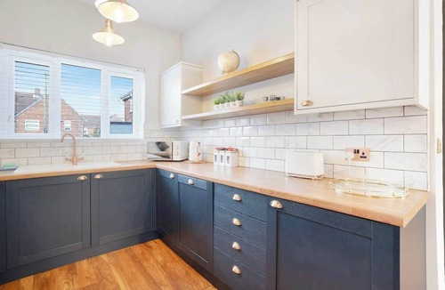 Hetton-le-Hole House | Modern 2 Bedroom Home With TV, WiFi, Parking