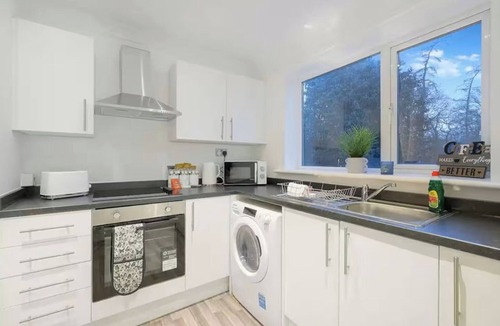 Middlesbrough House | Modern 2BR | Middlesbrough | Parking