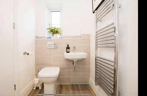 Rufford House | Modern, detached countryside escape with 3 bedrooms