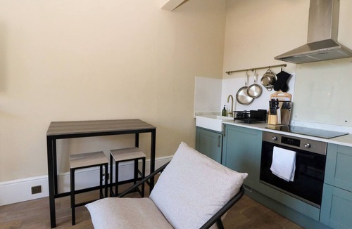 Campbeltown Cottage | MODERN FLAT - MAIN ST, CAMPBELTOWN, family friendly in Campbeltown