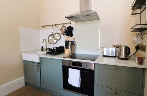 Campbeltown Cottage | MODERN FLAT - MAIN ST, CAMPBELTOWN, family friendly in Campbeltown