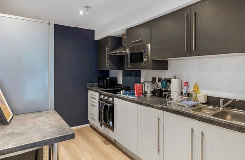 Wigan House | Modern Home with 4 En-Suites