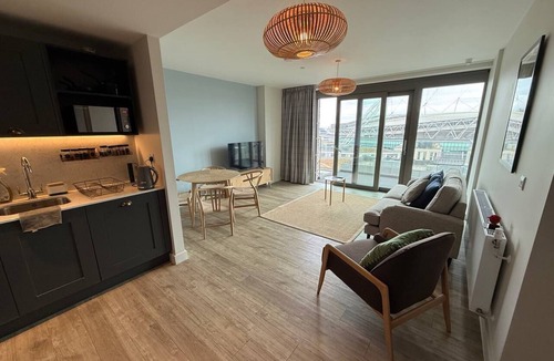 Tokyngton Apartment | Modern Luxury 1 Bedroom Apartment Wembley Stadium