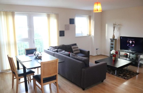 Pollokshields Apartment | Modern One Bed Apartment