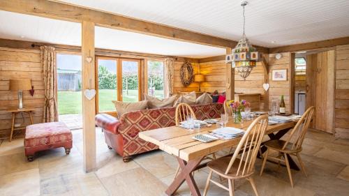 Cuddesdon House | Moonlight Barn