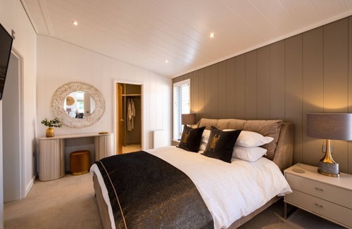 Laceby Cabin | Moonlight Spa Luxury, Grimsby