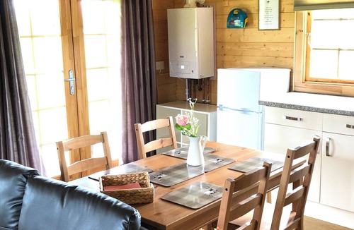 Okehampton Cabin | Moor View (Oak Tree Lane) Gorgeous rustic charm
