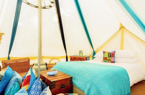 Penwood House | Moroccan - Ukc5930