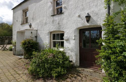 Broughton Mills House | Moss Side Farm Cottage