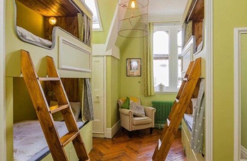 Castle Quarter Hostel | Mrs Potts Hostel