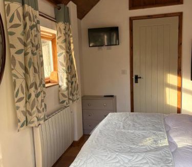 Westleton Bed & Breakfast | Mulleys Cottage (Bed and Breakfast)