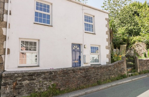Par Cottage | Nasturtium Cottage