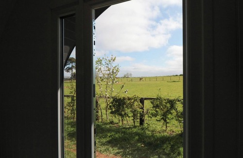 West Heslerton Cottage | Natures Nest