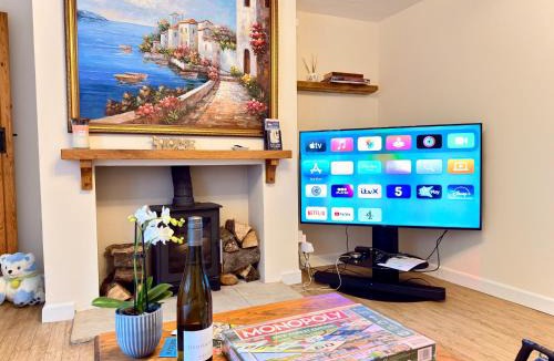 New Forest District House | New Forest Cozy 3-Bed Family Cottage, PaultonsPark