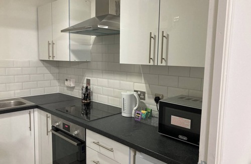 Gravesend Apartment | *NEW* Thames Riverside Retreat!