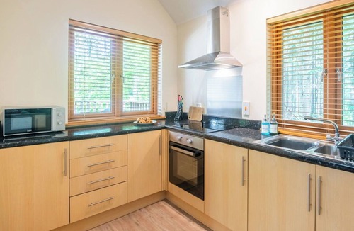 Logie Coldstone Apartment | Nice apartment for 4 people with TV, patio and pets allowed
