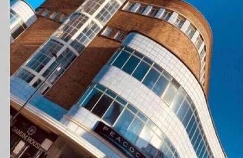 Doncaster Apartment | nNEW! Doncaster Central 1 Bed Apartment sleeps 4