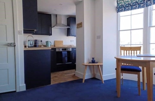 Weymouth Apartment | No.26 Marina View apartment, parking permit available, harbour and Marina views