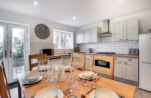 Foxley House | No.5 Hedgehog Den - Two Bedroom House, Sleeps 4