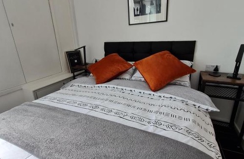 Stornoway Hotel | No.8