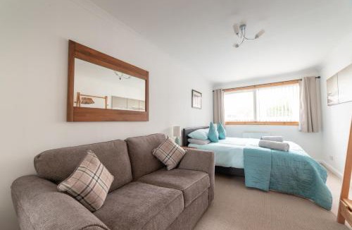 Stornoway Bed & Breakfast | No. Three