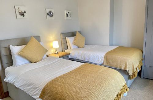 Bridlington House | North Cottage 1