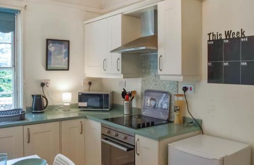 Lowestoft House | North Cottage