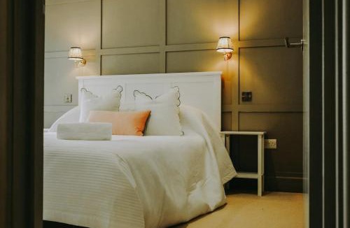 Walton-in-Gordano Apartment | Number 1 Cannons at The Old Dairy Clevedon