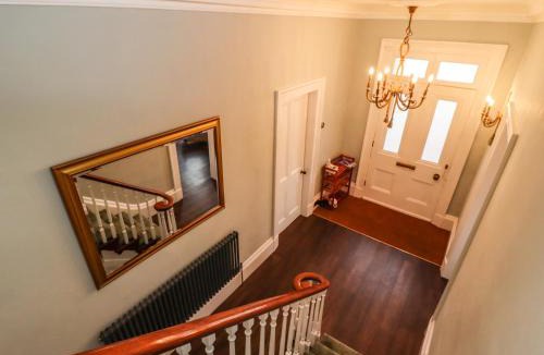 Muston Apartment | Number One The Crescent