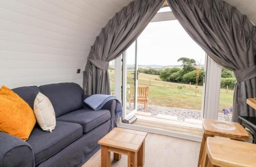 Saltash House | Oak