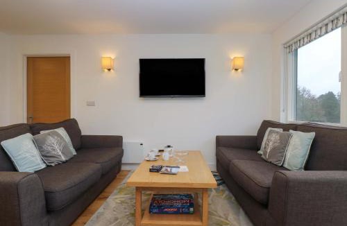 Carnon Downs House | Oak