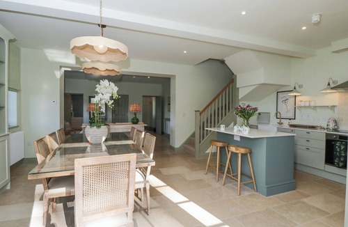 Elcot Cottage | OAK, pet friendly, with pool in Kintbury